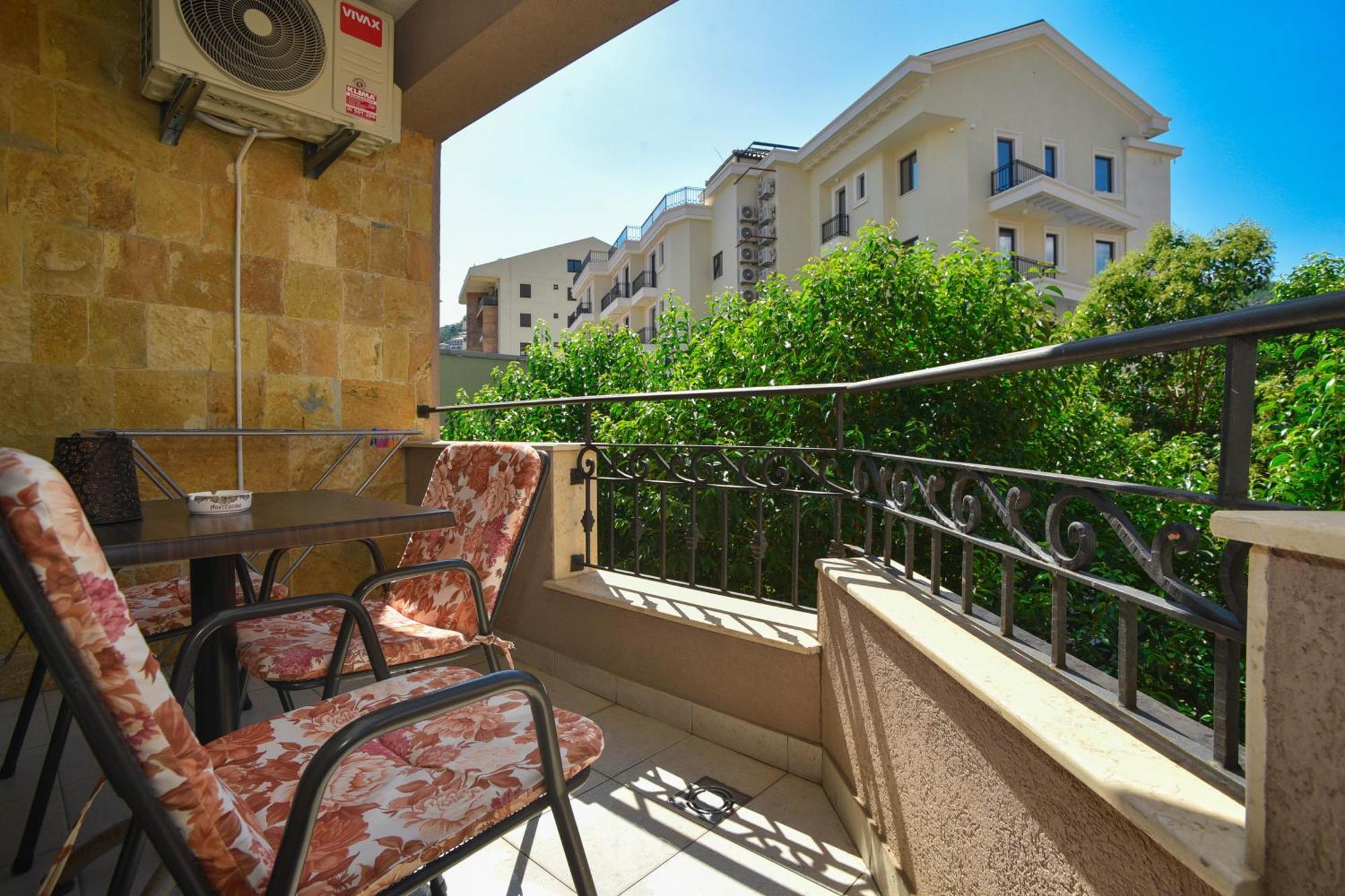 Apartment Golden Lavender Budva Exterior photo